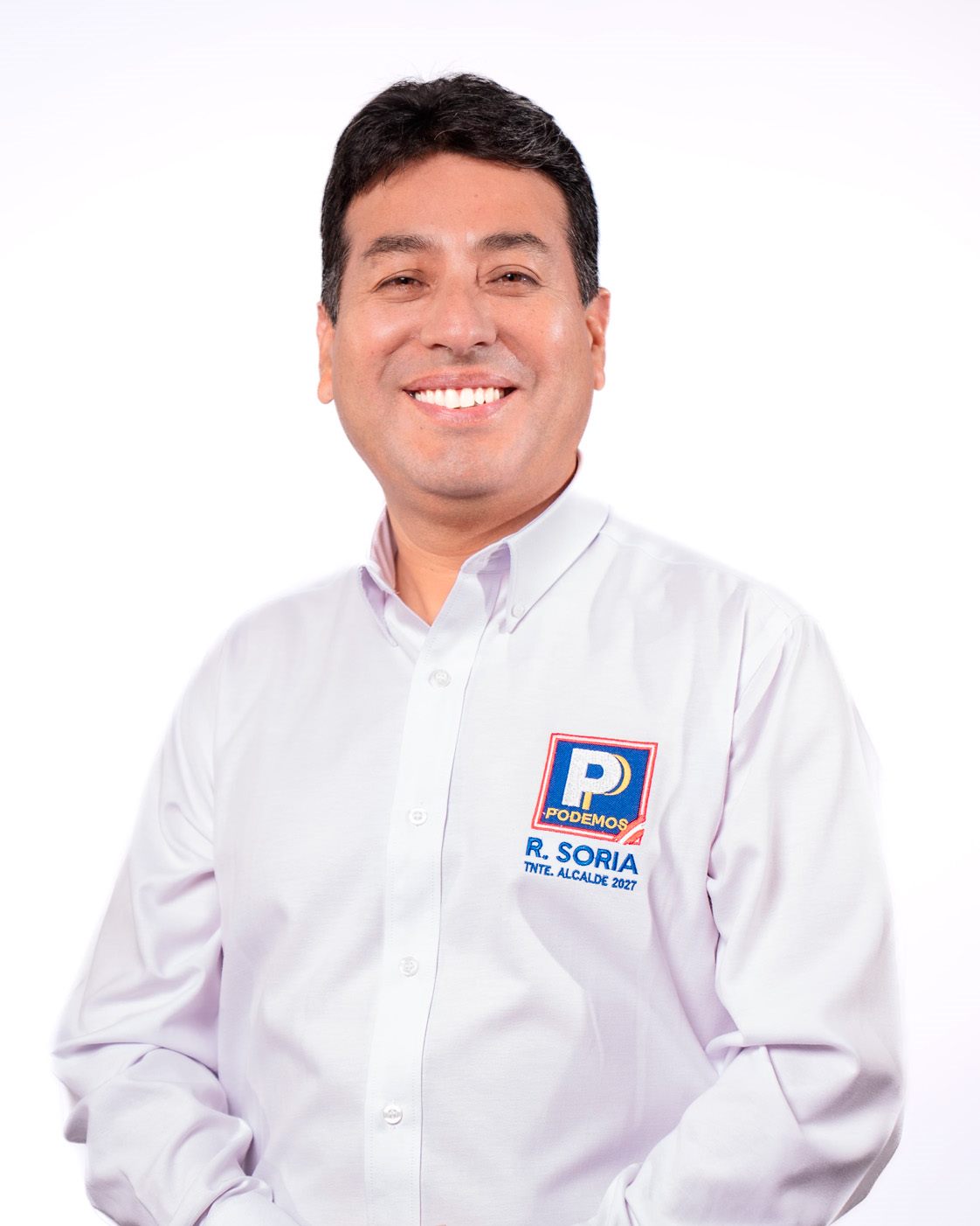 Richard Soria en actividad con vecinos de El Agustino