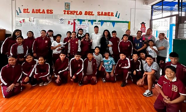 Una jornada con los niños de la I.E. Nicolás de Piérola